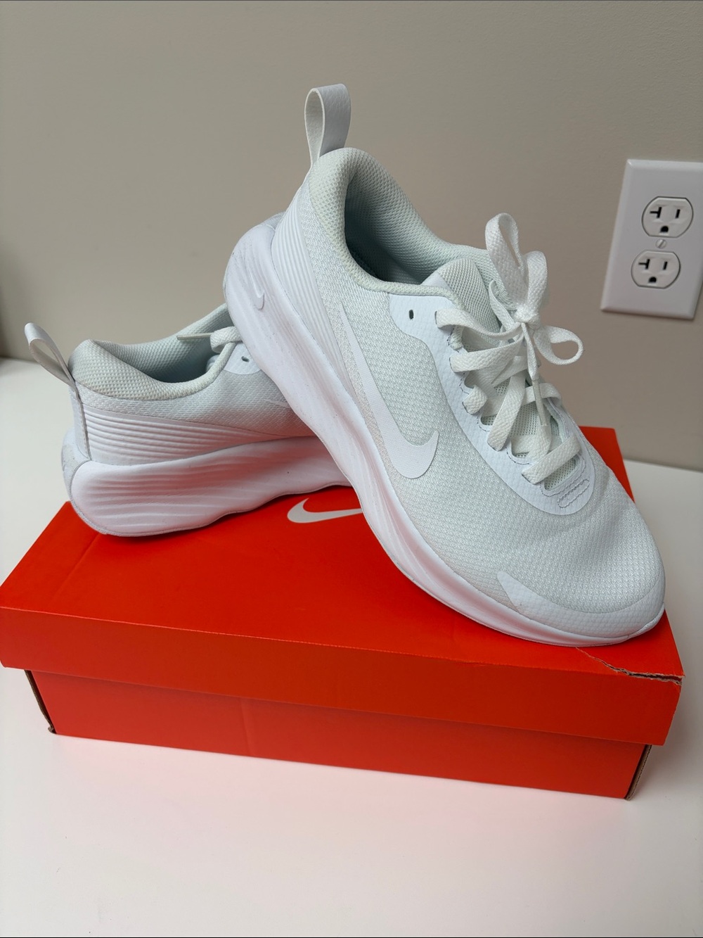 Nike White Lightweight Mesh Trainers